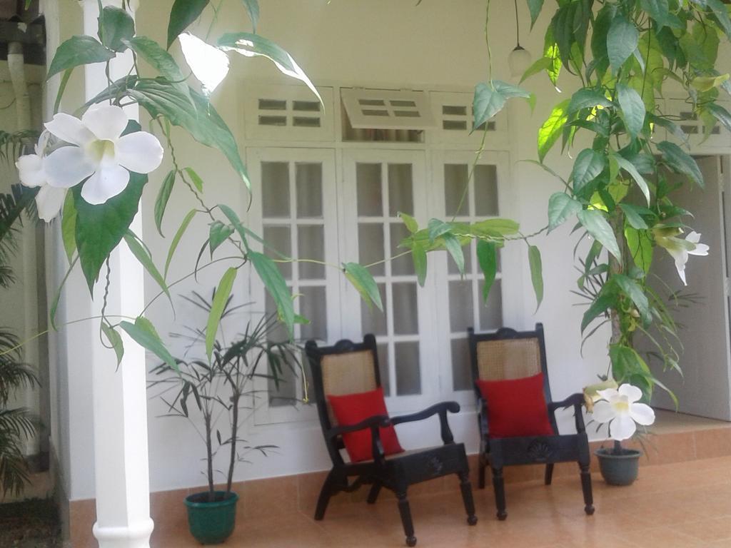 Anusha Apartment 15 Homestay Галле Экстерьер фото