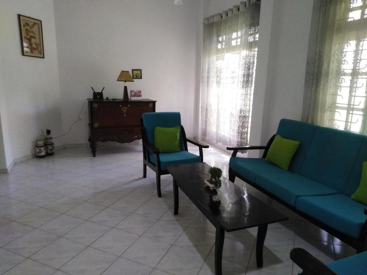 Anusha Apartment 15 Homestay Галле Экстерьер фото
