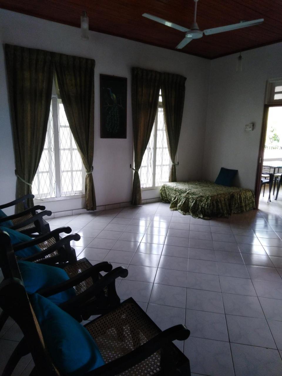 Anusha Apartment 15 Homestay Галле Экстерьер фото